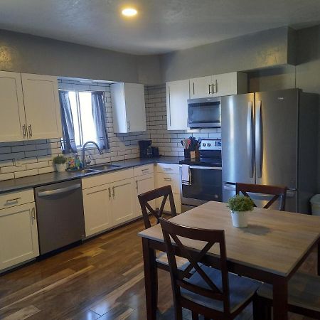Downtown Bungalow- 2 Bedroom Cedar City Kültér fotó